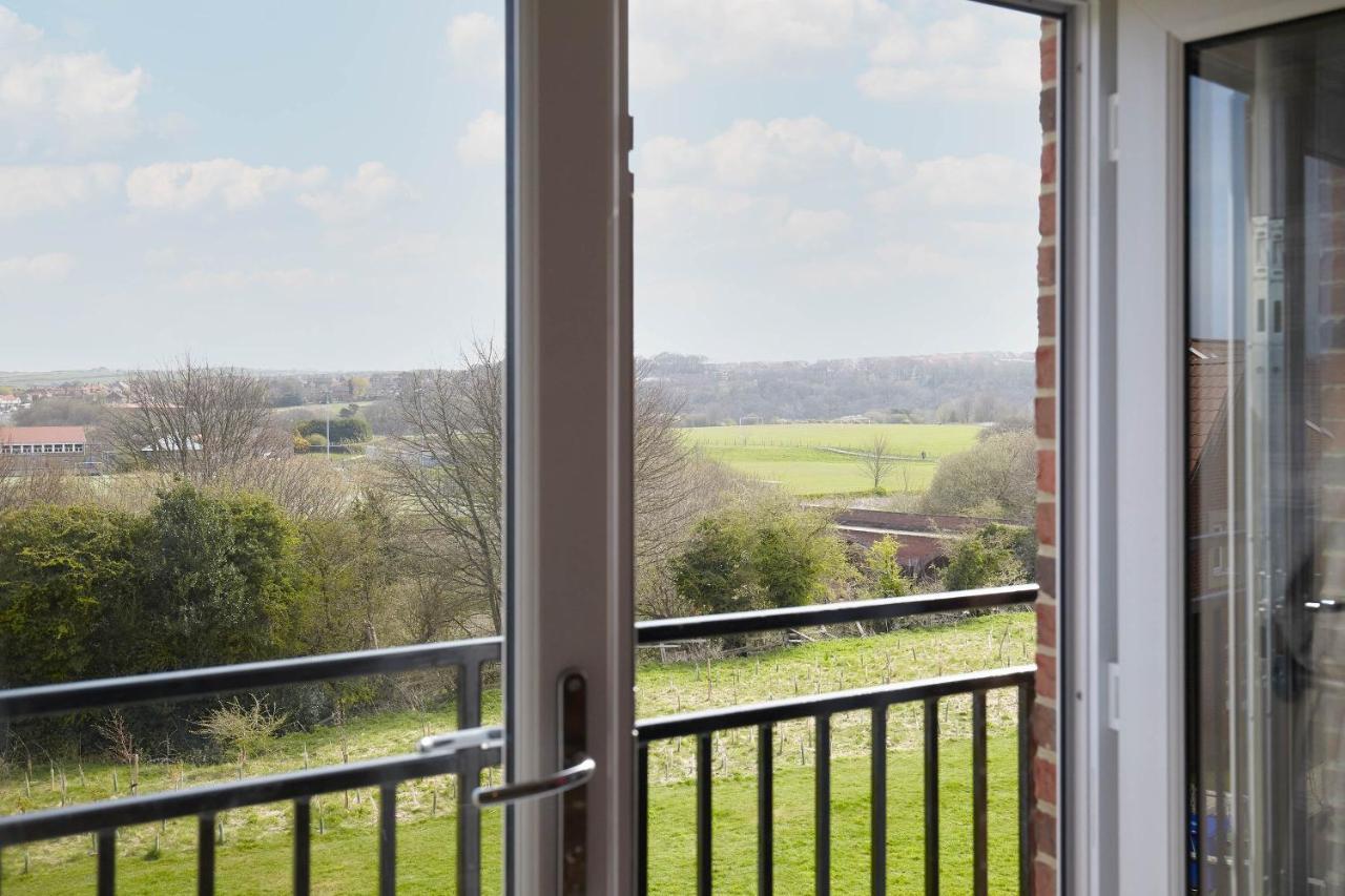 Host & Stay - The Cinder Track Hideaway Whitby Exterior photo